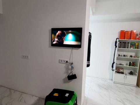 комерційна за адресою Соборна вул., (Будинок)