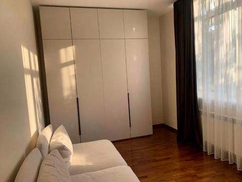 дом по адресу Товарна, 24