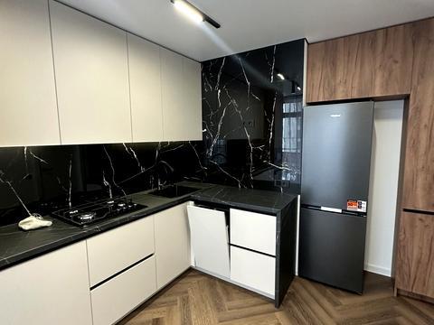 квартира по адресу Карпатська ул., (Будинок)