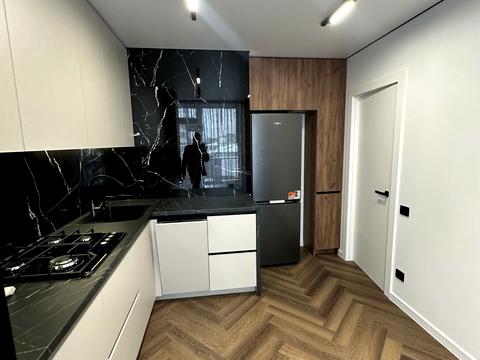 квартира по адресу Карпатська ул., (Будинок)