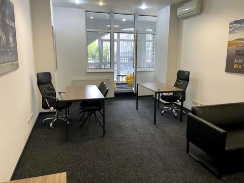 комерційна за адресою Антоновича вул. (Горького), 72