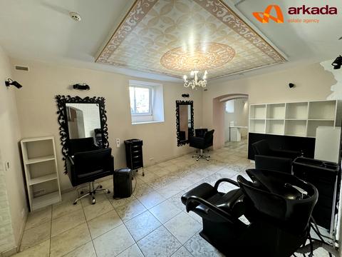 комерційна за адресою Михайла Грушевського вул., 37