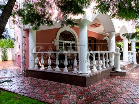 будинок за адресою вул. Травнева