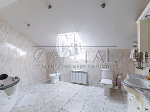 будинок за адресою вул. Травнева