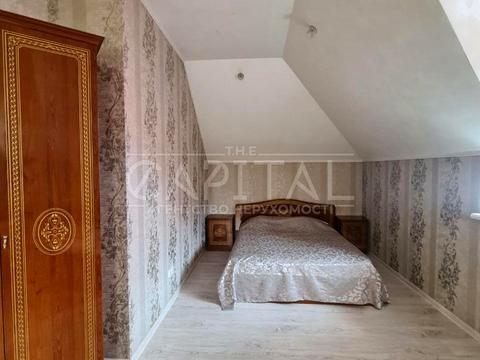 будинок за адресою вул. Травнева