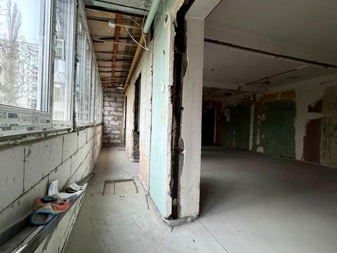 комерційна за адресою Павла Тичини просп., 9