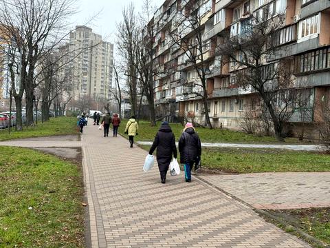 комерційна за адресою Павла Тичини просп., 9