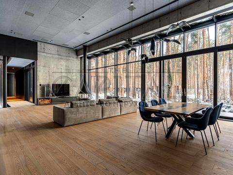 дом по адресу вул. Центральна