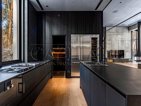 дом по адресу вул. Центральна