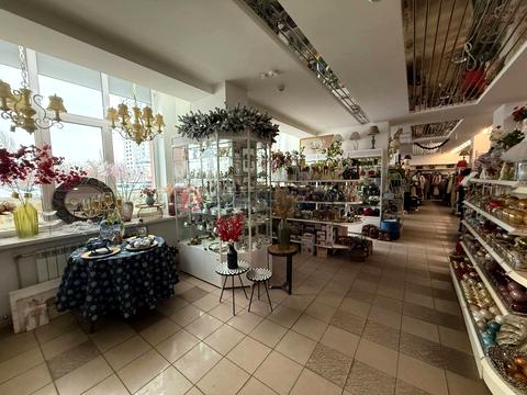 комерційна за адресою Павла Тичини просп., 16/2