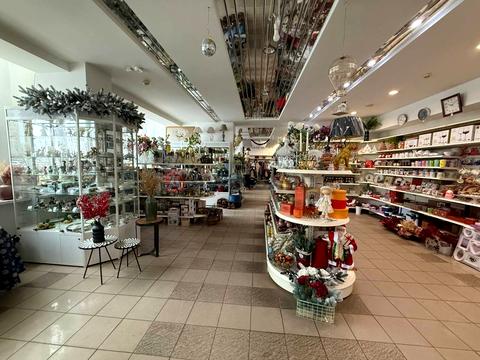 комерційна за адресою Павла Тичини просп., 16/2