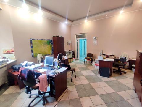 коммерческая по адресу Стрыйская ул., 18