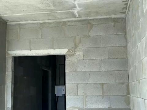 квартира за адресою Салютна вул., 2к7