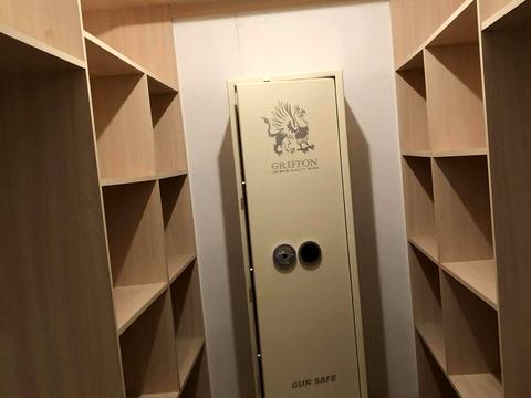 дом по адресу Озерна