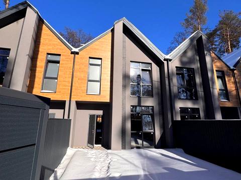 будинок за адресою Сілезька вул. (Рози Люксембург)