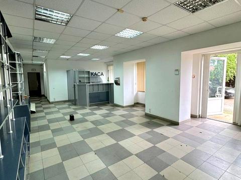 комерційна за адресою Українських Добровольців вул., 32