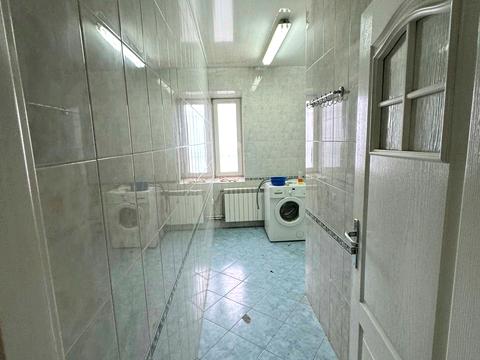 комерційна за адресою Українських Добровольців вул., 32