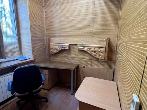 комерційна за адресою Прорізна вул., 10