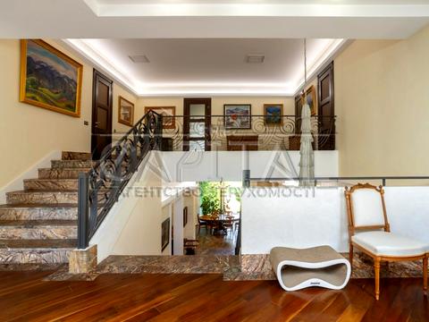 дом по адресу вул. Авіаторів, 48