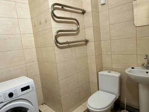 квартира за адресою Колективна вул., 4/1