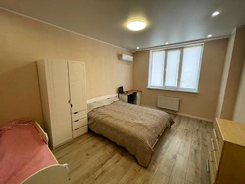 квартира за адресою Захисників України вул. (1-го Травня), 40