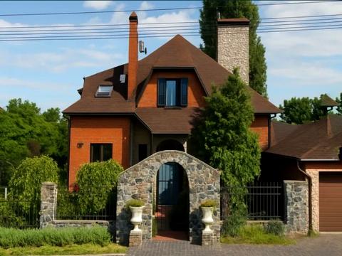 будинок за адресою Павла Глазового вул. (Олега Кошового)