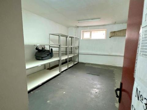 комерційна за адресою Українських Добровольців вул., 32