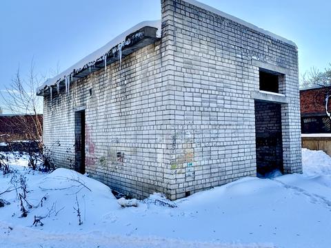 комерційна за адресою Миру просп., 241-А