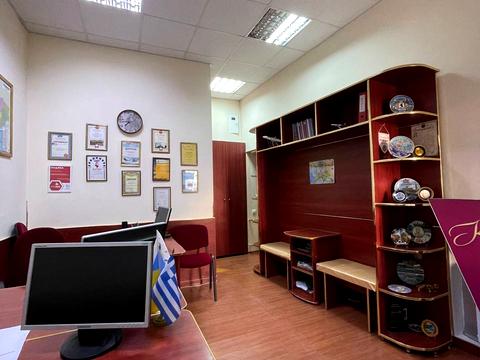 комерційна за адресою Гетьмана Петра Дорошенка вул. (Жовтнева), 30