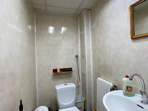 комерційна за адресою Гетьмана Петра Дорошенка вул. (Жовтнева), 30