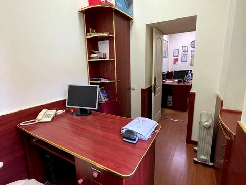 комерційна за адресою Гетьмана Петра Дорошенка вул. (Жовтнева), 30