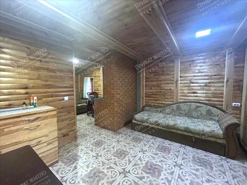 будинок за адресою Жовтнева