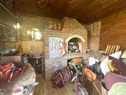 будинок за адресою Жовтнева