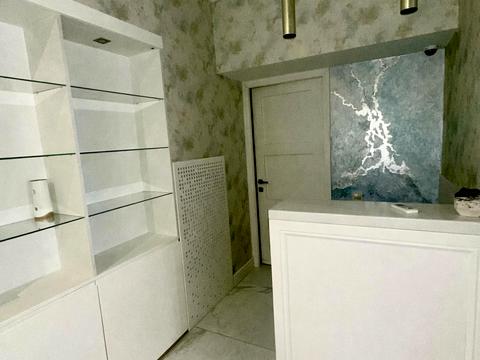 коммерческая по адресу Поповича ул., 2