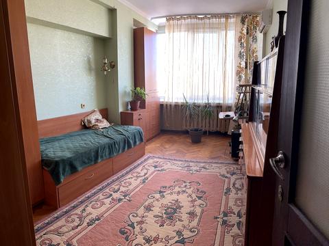 квартира за адресою Київ, Богдана Хмельницького вул., 39