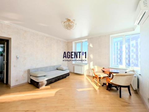 квартира за адресою Героїв Небесної Сотні просп., 16/3