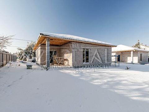 будинок за адресою Шкільна