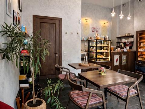 комерційна за адресою Дніпро, 93-ї Холодноярської Бригади вул., 10