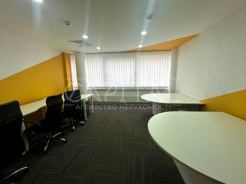 комерційна за адресою Київ, Софіївська вул., 1/2