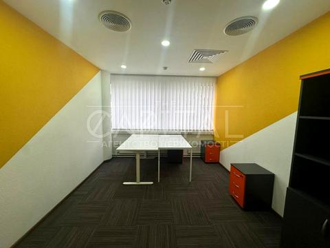 комерційна за адресою Київ, Софіївська вул., 1/2