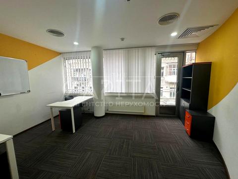 комерційна за адресою Київ, Софіївська вул., 1/2