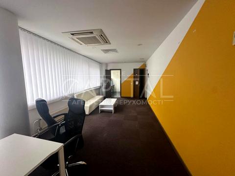 комерційна за адресою Київ, Софіївська вул., 1/2