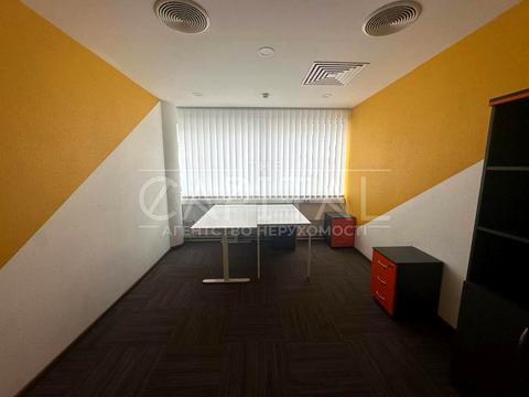 комерційна за адресою Київ, Софіївська вул., 1/2