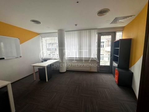 комерційна за адресою Київ, Софіївська вул., 1/2