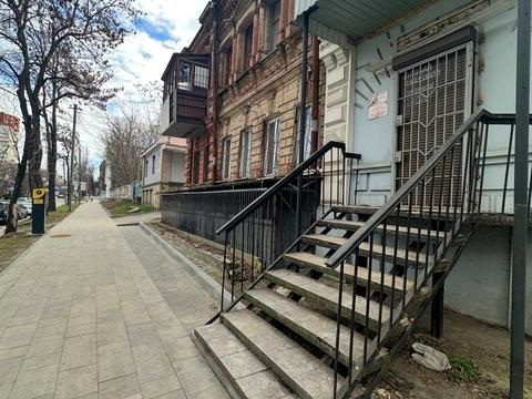 комерційна за адресою Святослава Хороброго вул. (Чкалова), 15