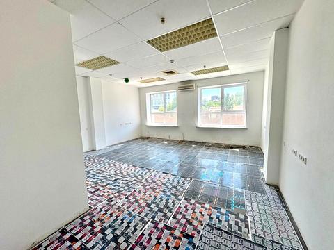 комерційна за адресою Дніпро, Лазаря Глоби вул. (Андрія Фабра), 4