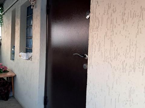 будинок за адресою Центральна вул. (Жовтнева), 1