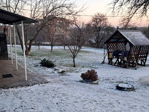 будинок за адресою Центральна вул. (Жовтнева), 1