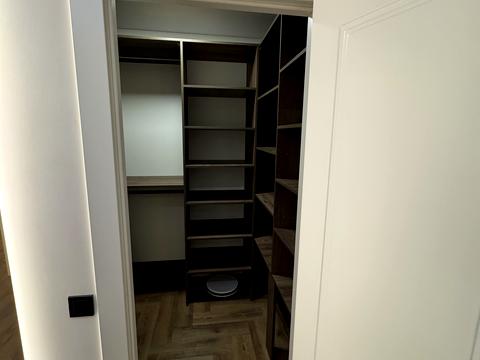 квартира за адресою Романа Левицького вул., (Будинок 2)