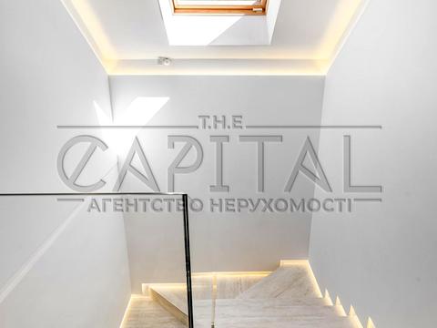 будинок за адресою Центральна